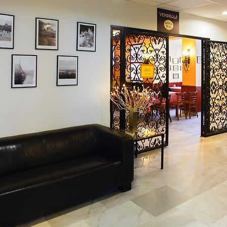 โรงแรมรีลา บูดาเปสต์ ภายนอก รูปภาพ